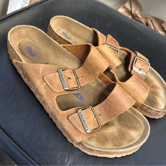 Birkenstock 42 Regular fit soft footbed Arizona leather sandals men’s Sz 9 - Picture 1 of 11